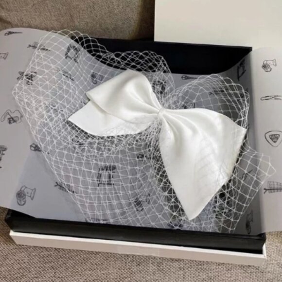 Wedding Veil Birdcage - Picture 3 of 5